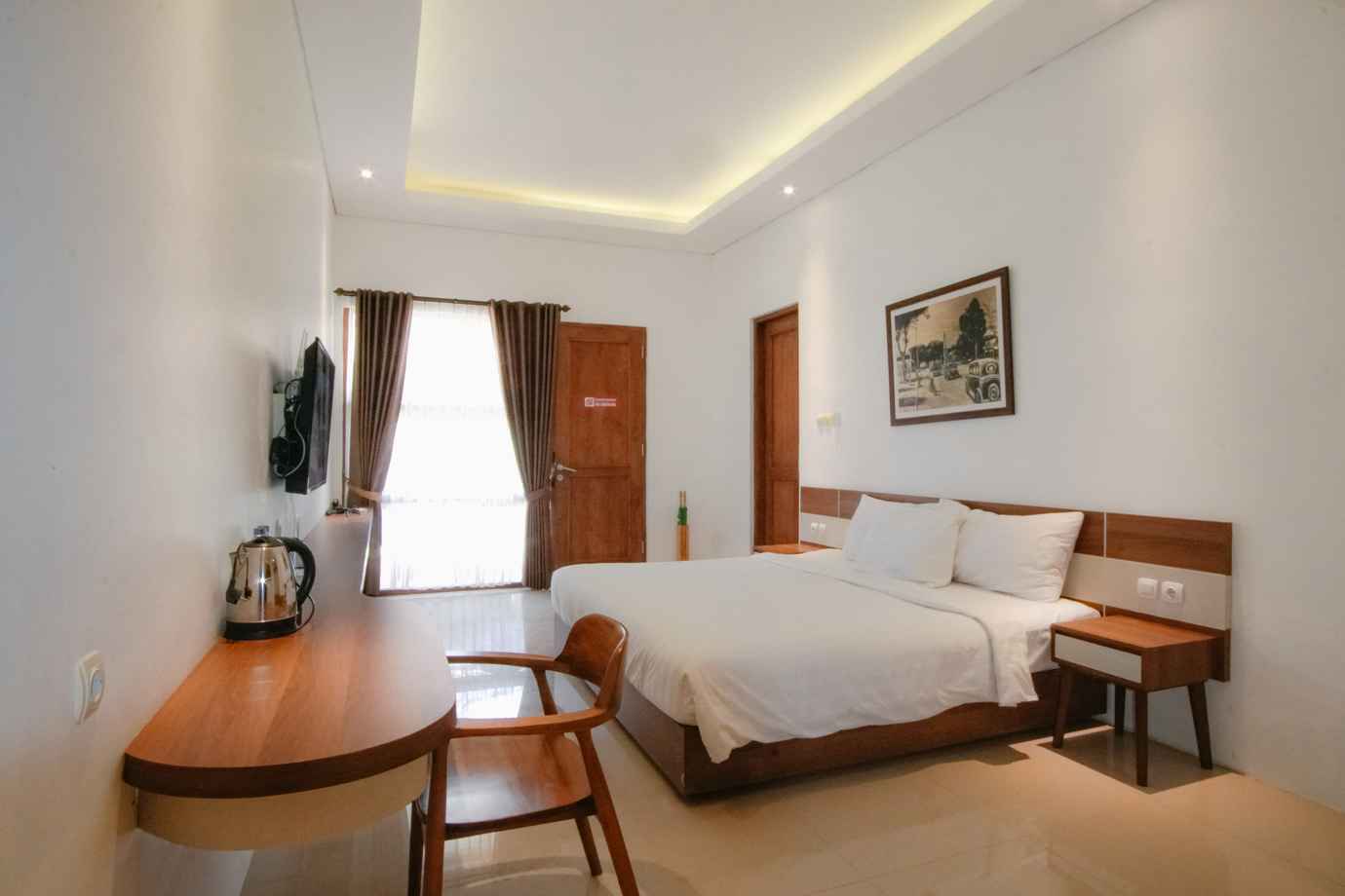 20048021-8c86a20d48050cd3e3dd5b1ef446414c