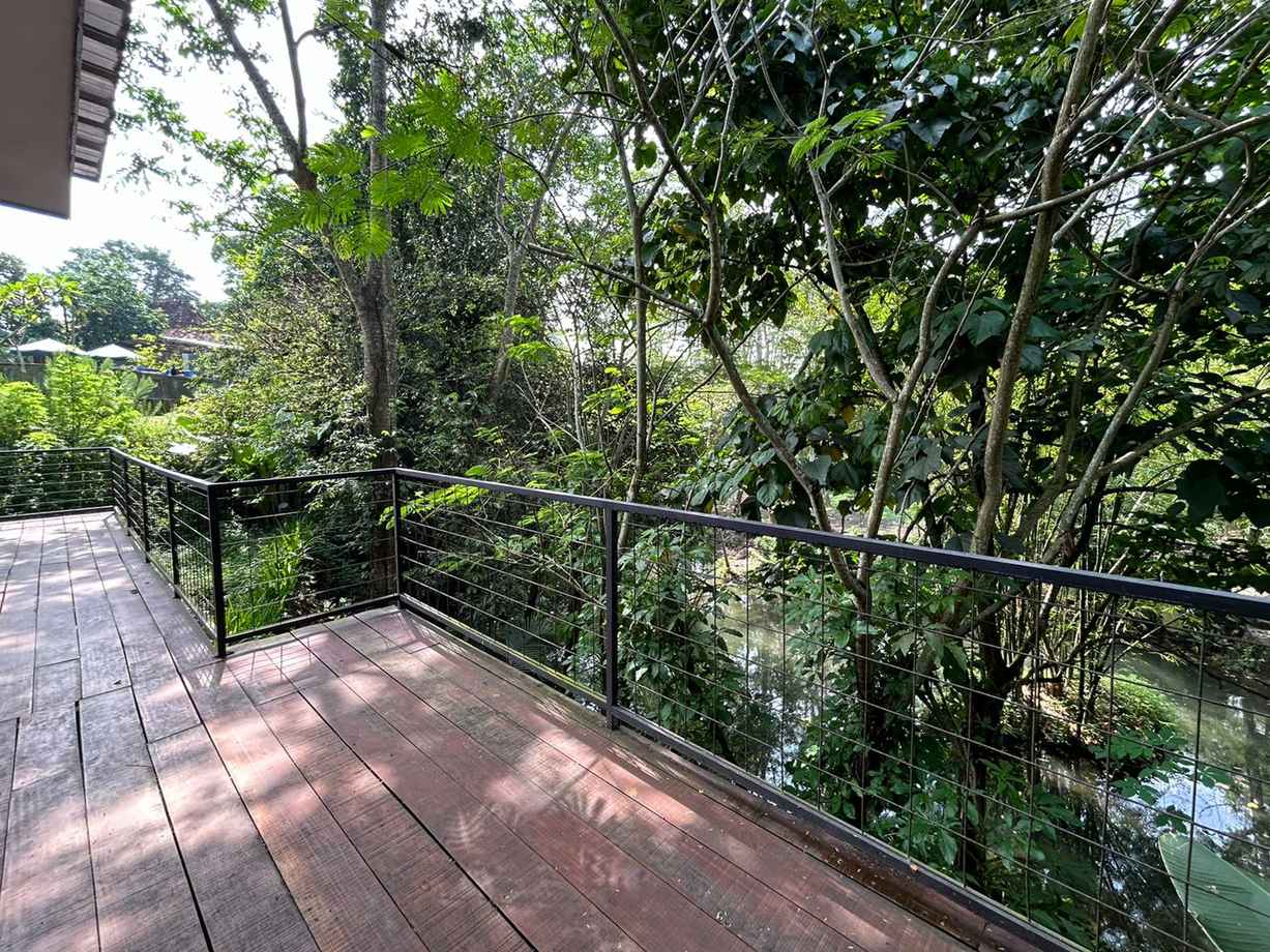 20048021-adca3454964db54f8505e714638897ab